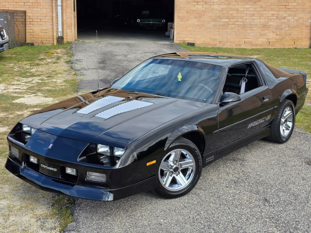 1989 Chevrolet Camaro Image 56
