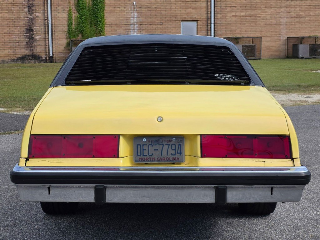 1976 Chevrolet Nova Image 9