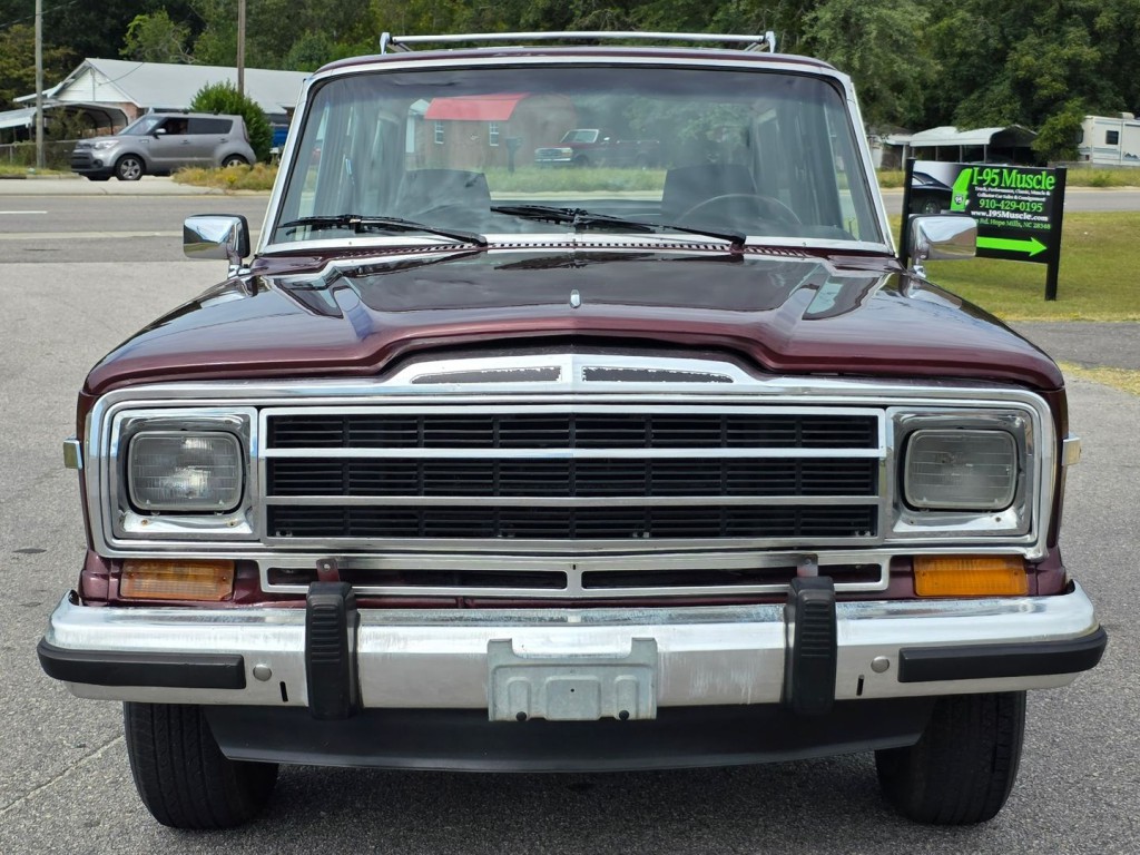 1987 Jeep Grand Cherokee Image 3