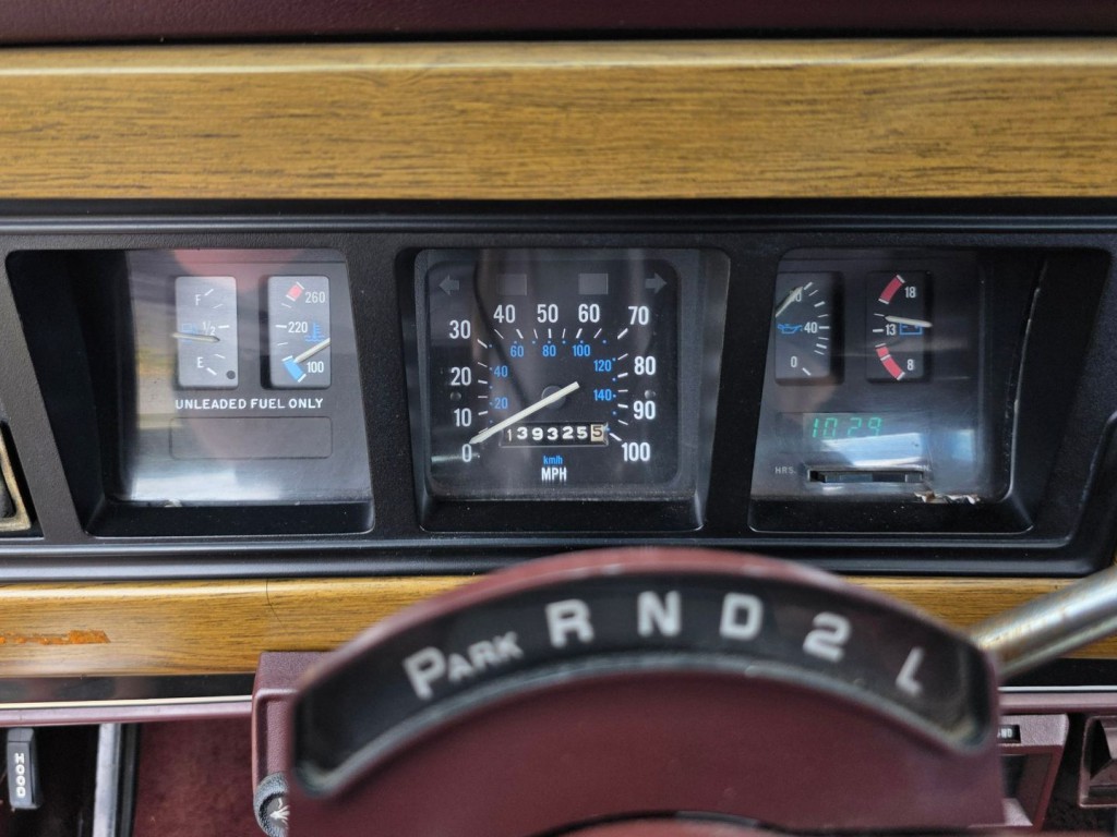 1987 Jeep Grand Cherokee Image 18