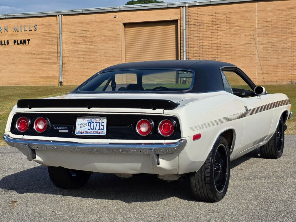 1974 Plymouth Barracuda Image 8