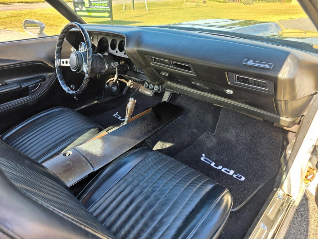 1974 Plymouth Barracuda Image 32