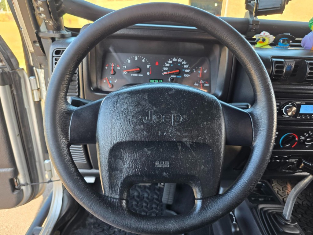 2003 Jeep Wrangler Image 17