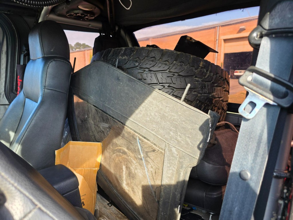 2003 Jeep Wrangler Image 26