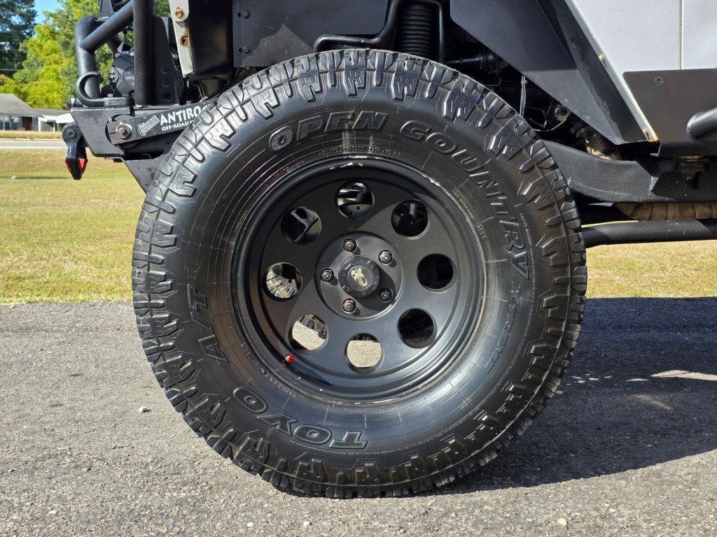 2003 Jeep Wrangler Image 42