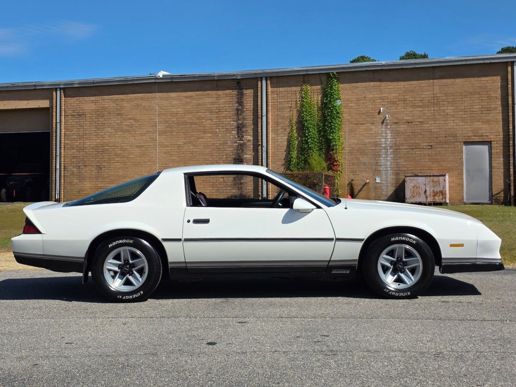 1984 Chevrolet Camaro Image 6