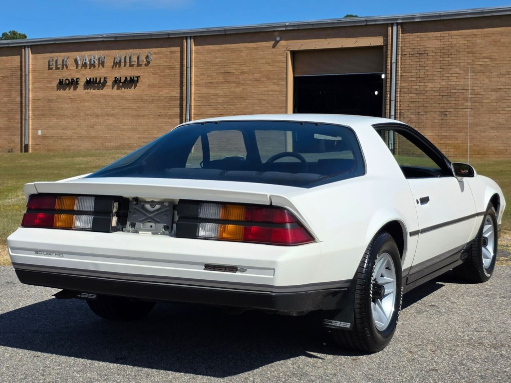 1984 Chevrolet Camaro Image 8