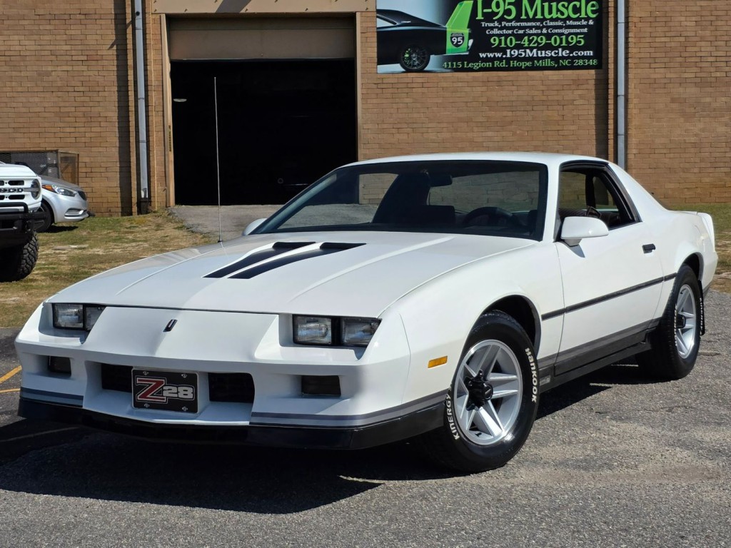 1984 Chevrolet Camaro Image 13