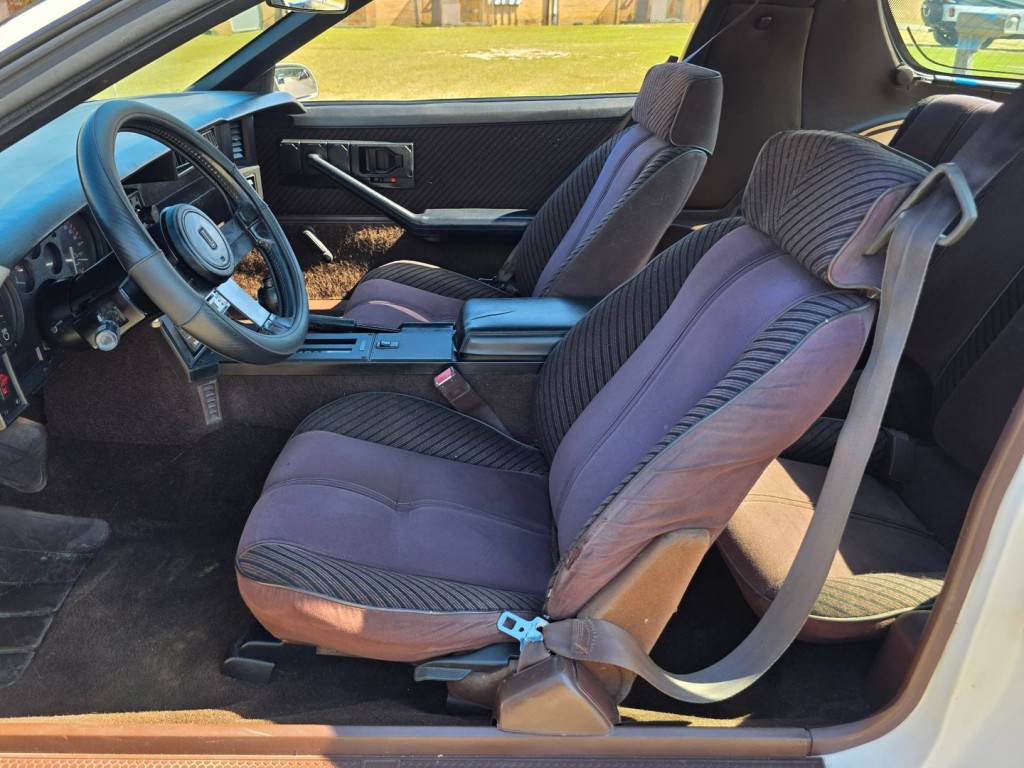 1984 Chevrolet Camaro Image 15