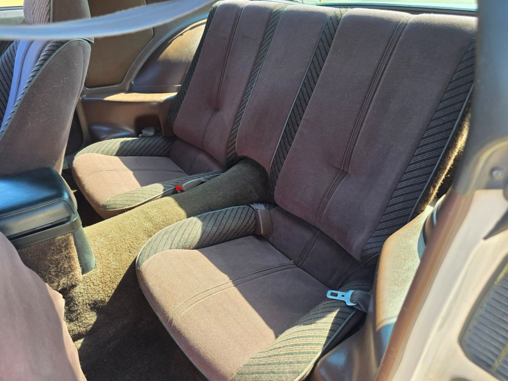 1984 Chevrolet Camaro Image 25