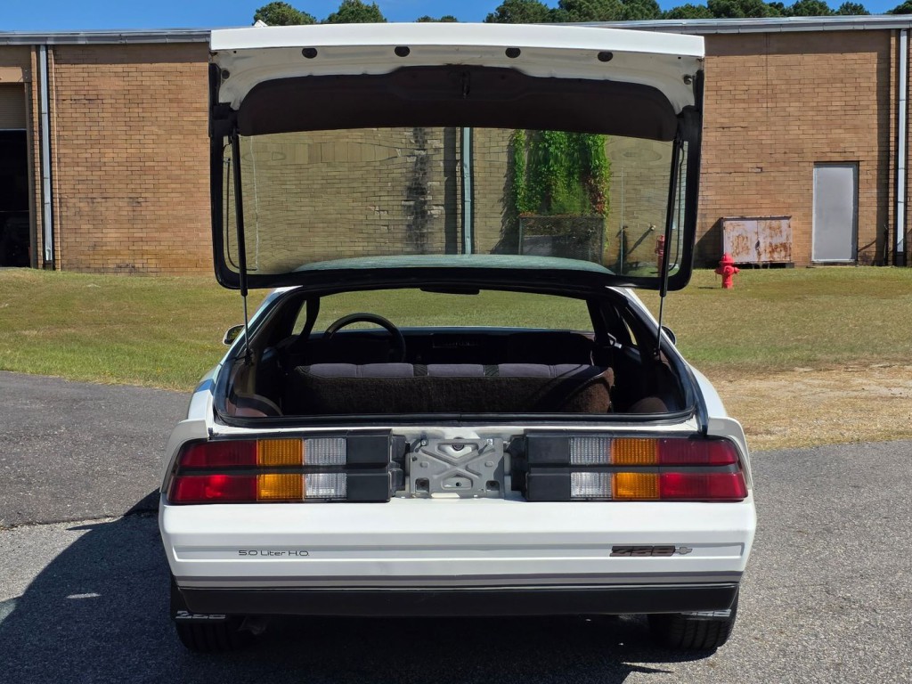 1984 Chevrolet Camaro Image 43