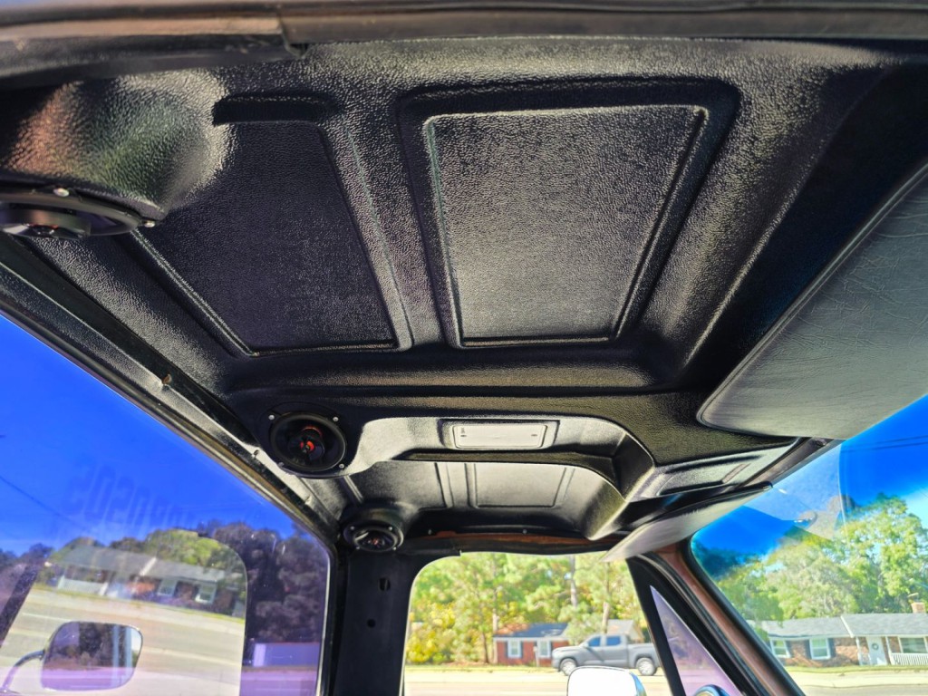 1981 Chevrolet C/K 10 Image 36