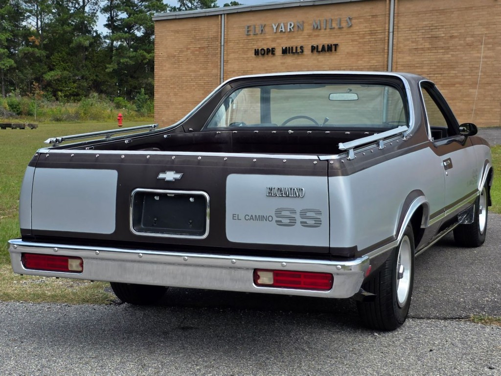 1985 Chevrolet El Camino Image 8