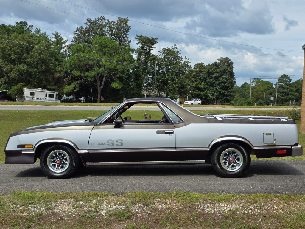 1985 Chevrolet El Camino Image 12
