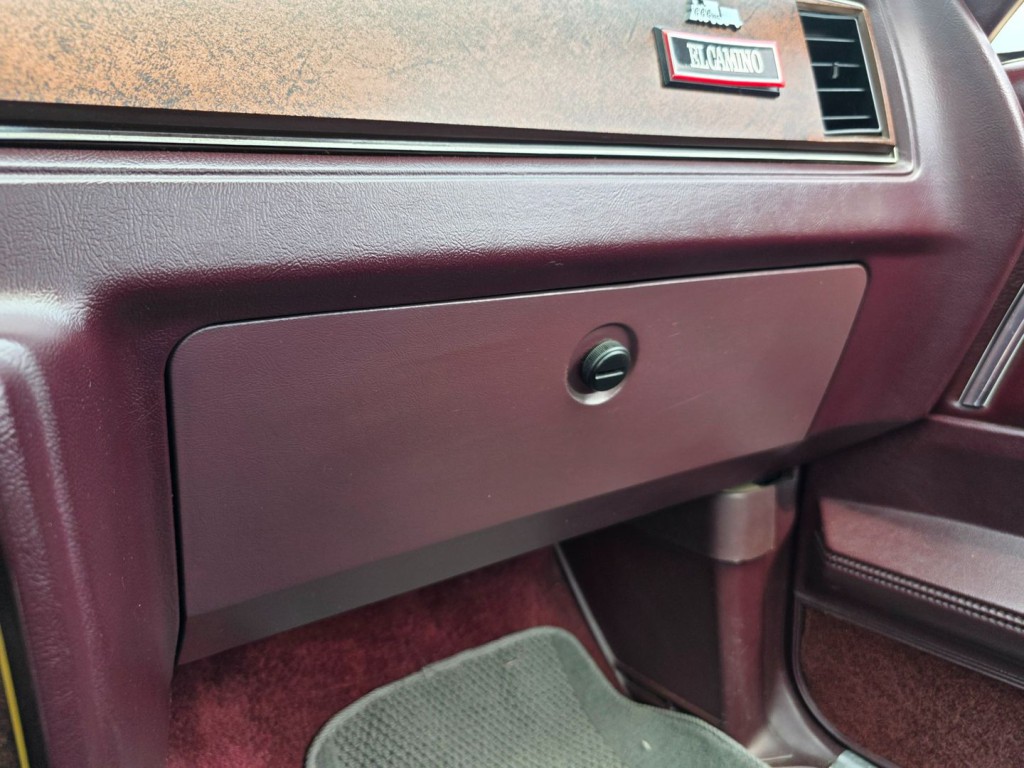 1985 Chevrolet El Camino Image 20