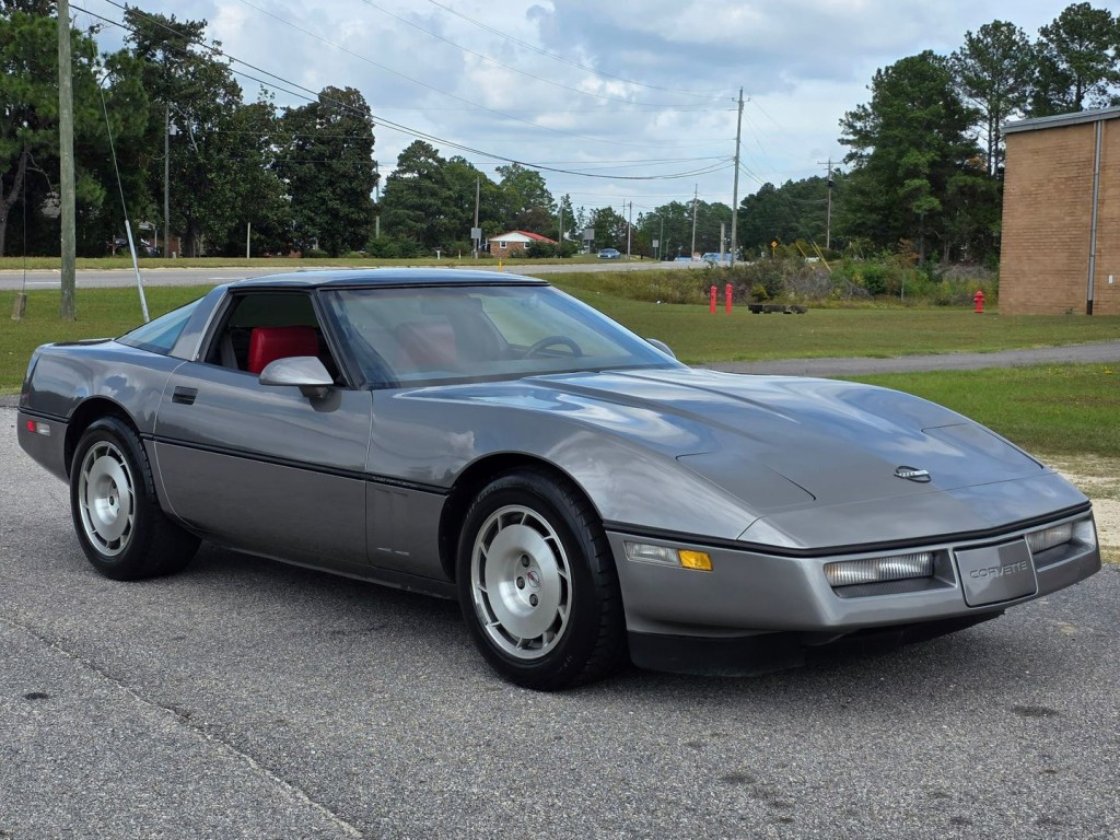 1986 Chevrolet Corvette Image 5