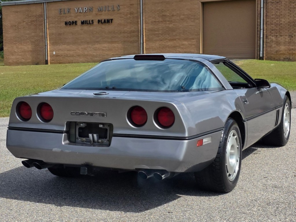 1986 Chevrolet Corvette Image 8