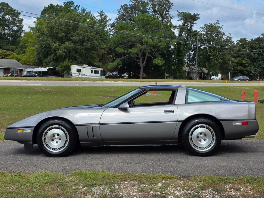 1986 Chevrolet Corvette Image 12