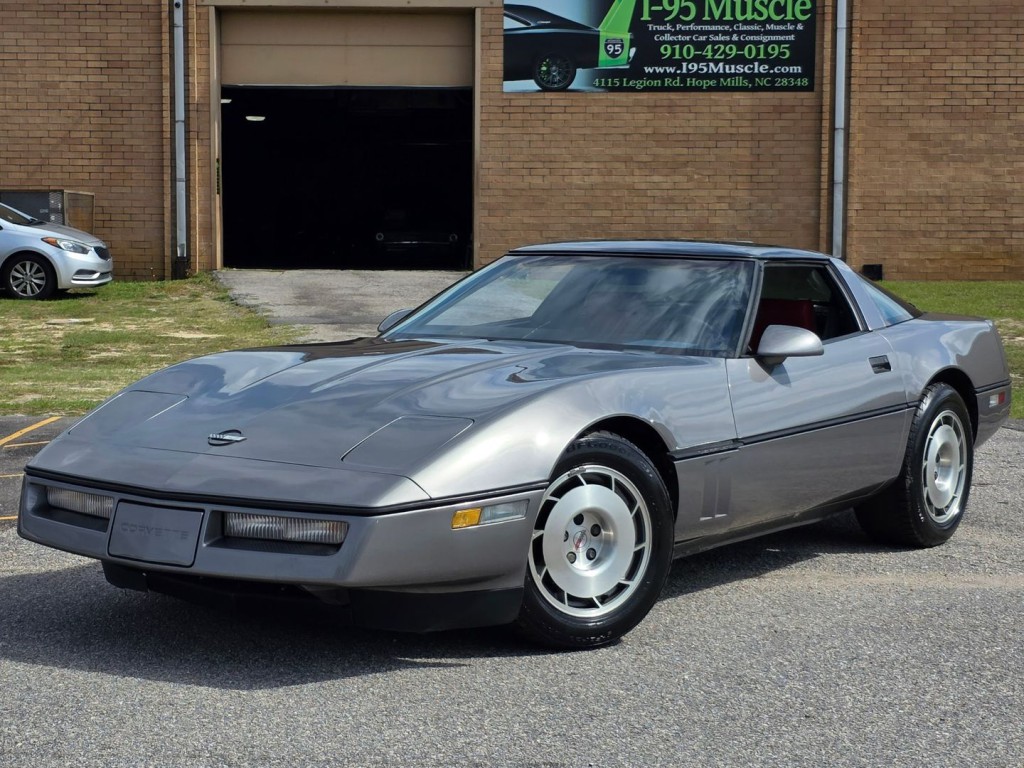 1986 Chevrolet Corvette Image 13
