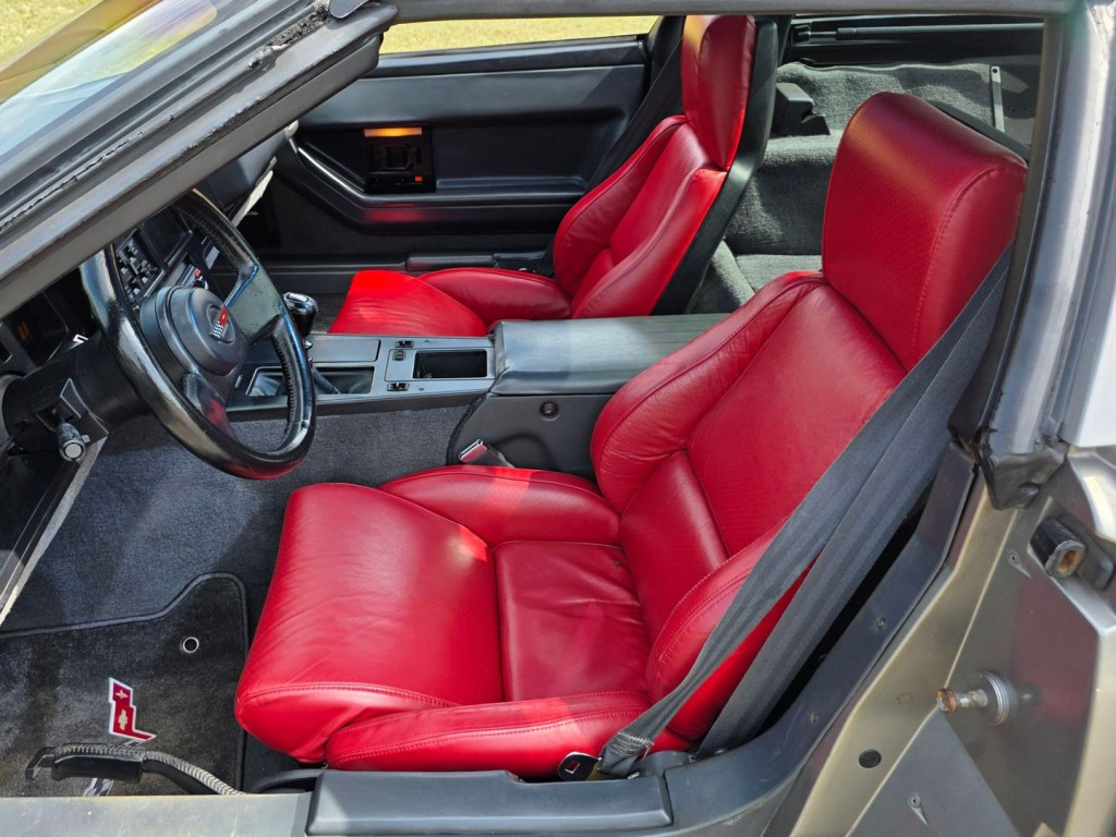 1986 Chevrolet Corvette Image 15