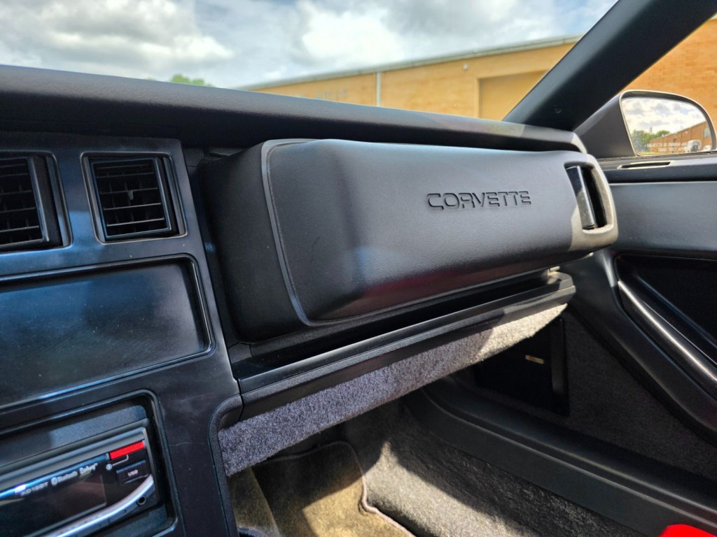 1986 Chevrolet Corvette Image 23