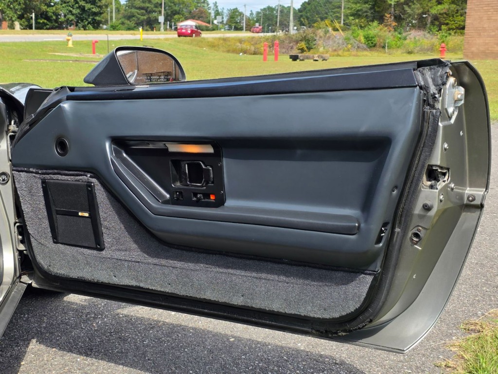 1986 Chevrolet Corvette Image 37