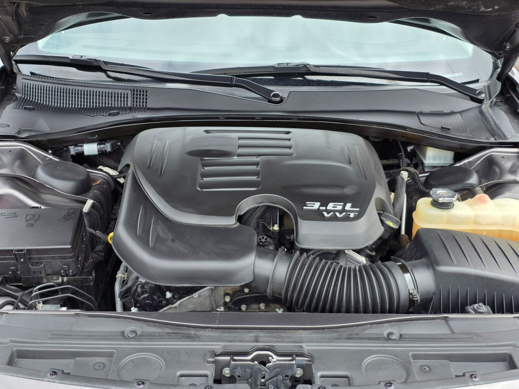 2022 Chrysler 300 Image 42