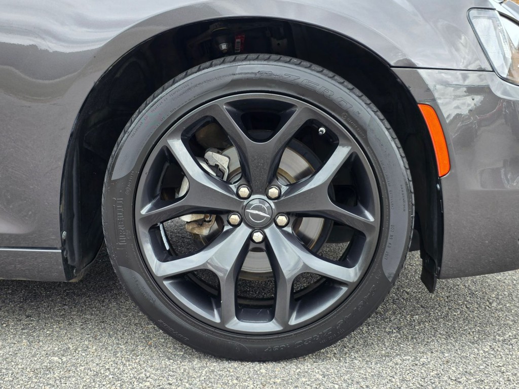 2022 Chrysler 300 Image 52