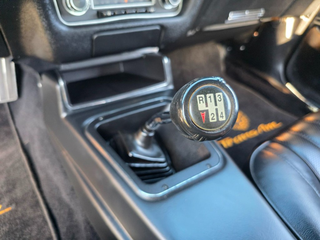 1976 Pontiac Firebird Image 20