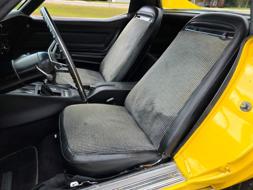1970 Chevrolet Corvette Image 14