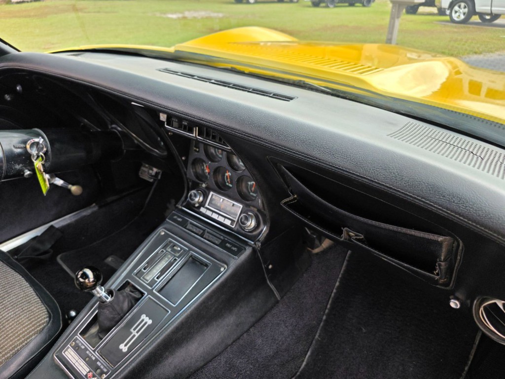1970 Chevrolet Corvette Image 32