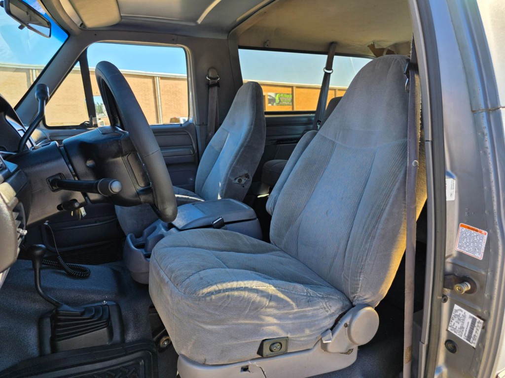 1995 Ford Bronco Image 14