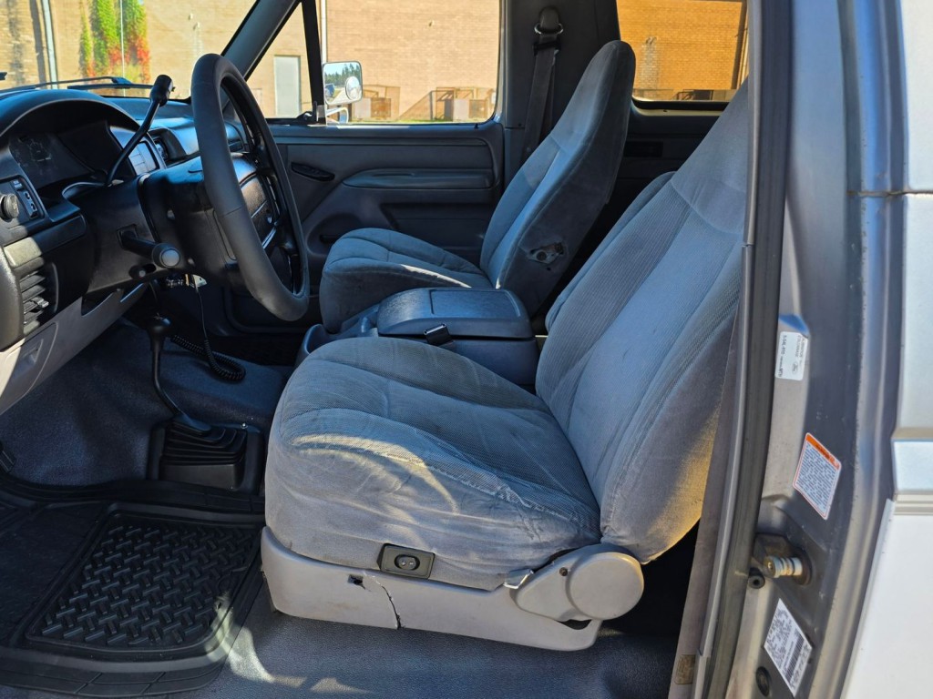 1995 Ford Bronco Image 15