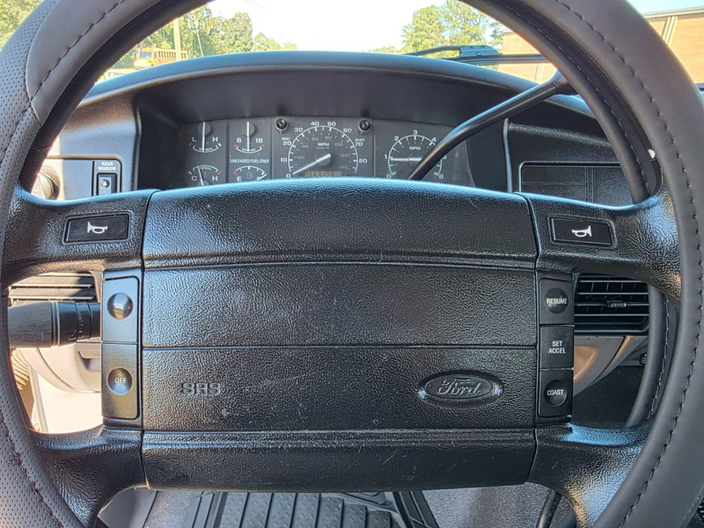 1995 Ford Bronco Image 18