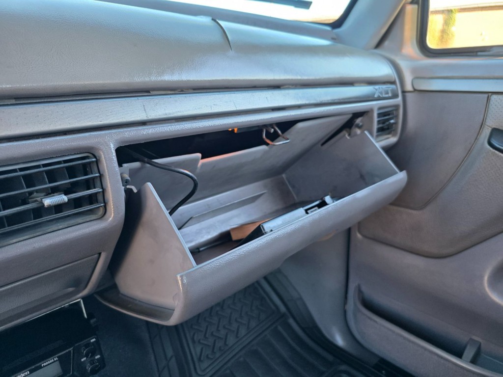 1995 Ford Bronco Image 23