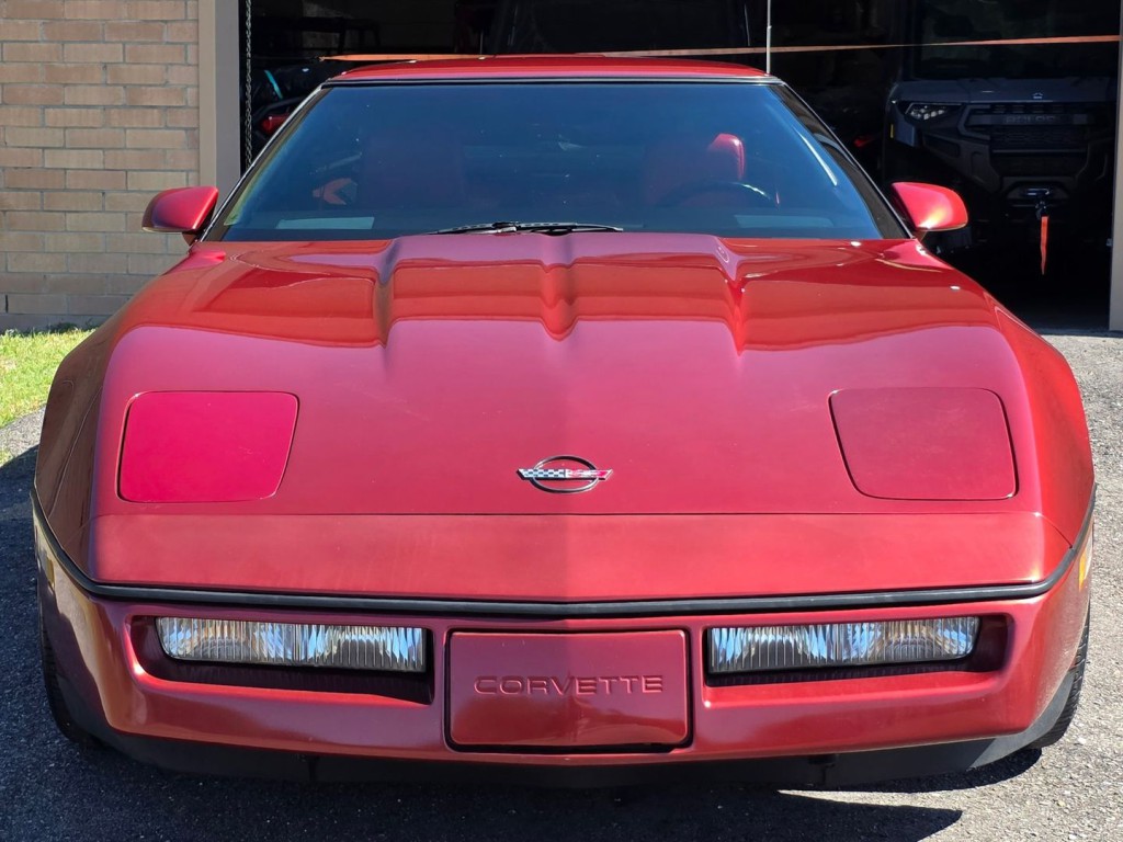 1988 Chevrolet Corvette Image 3