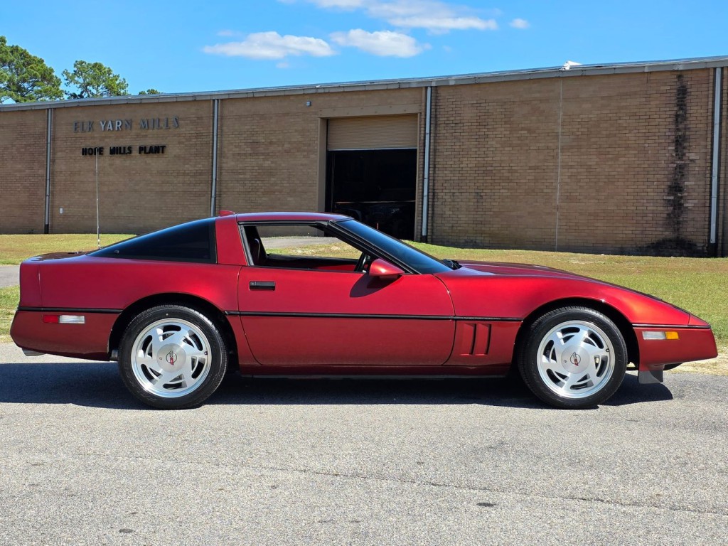 1988 Chevrolet Corvette Image 6