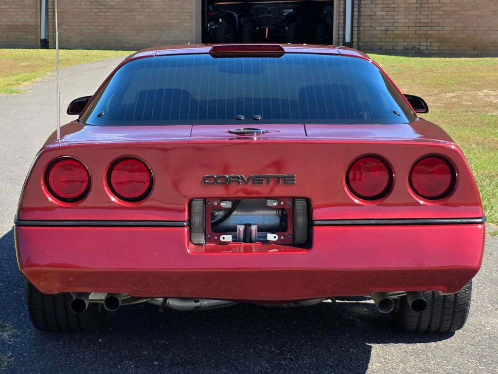 1988 Chevrolet Corvette Image 9