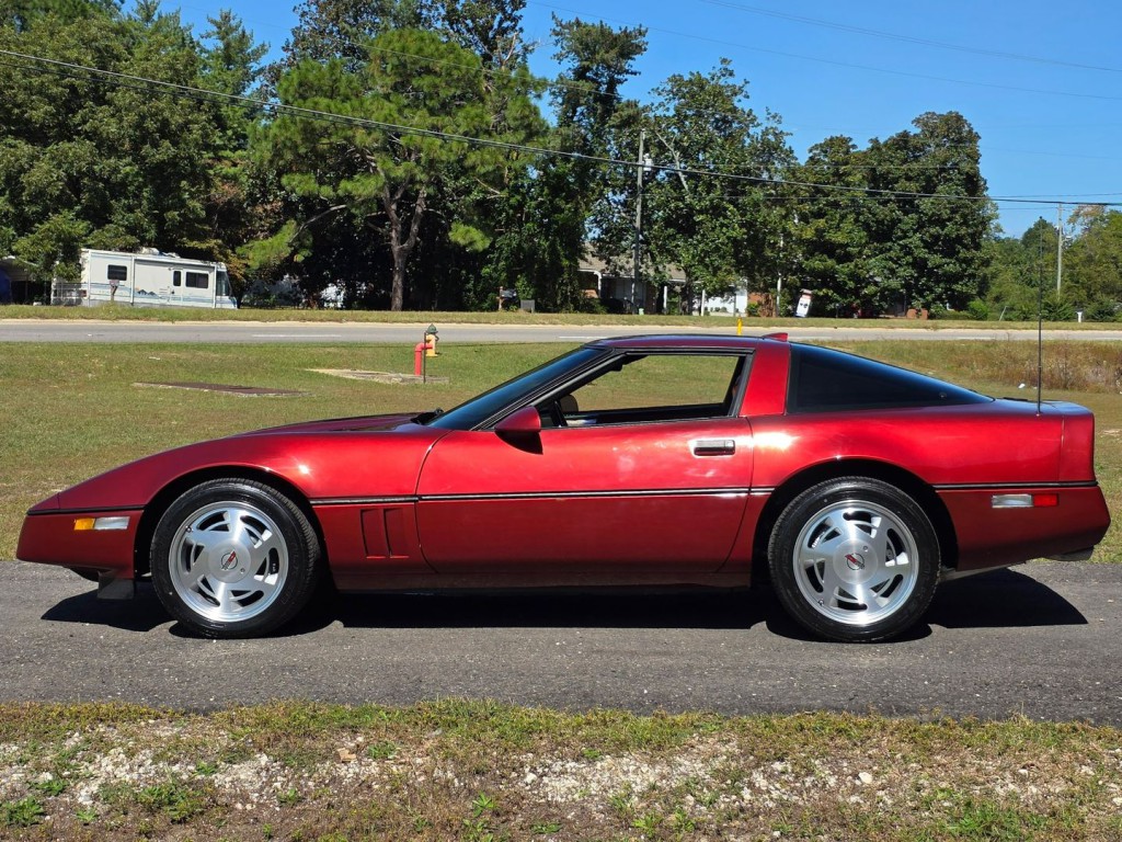 1988 Chevrolet Corvette Image 12