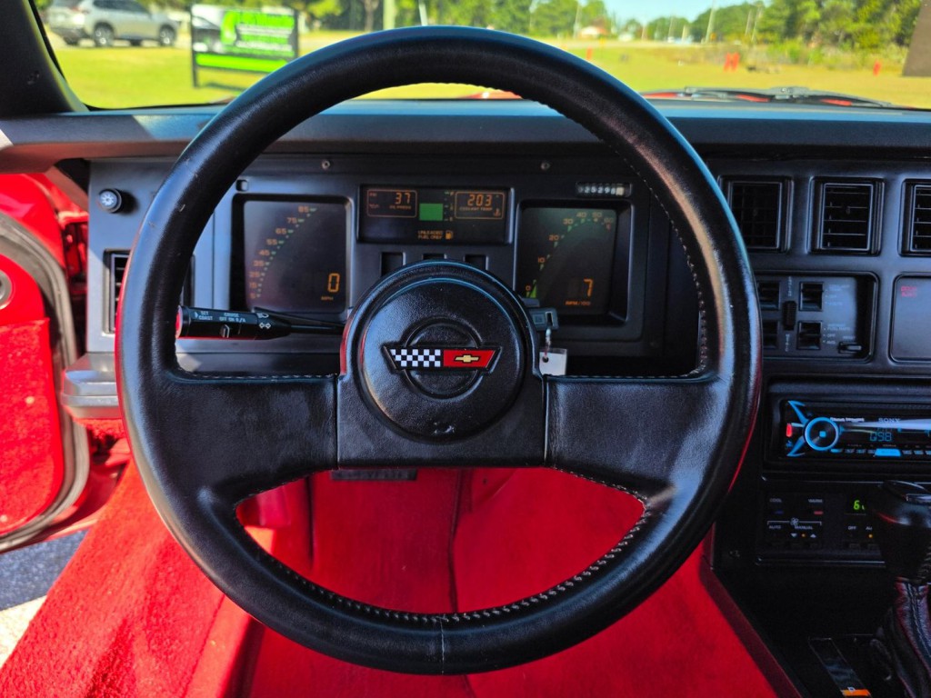 1988 Chevrolet Corvette Image 17