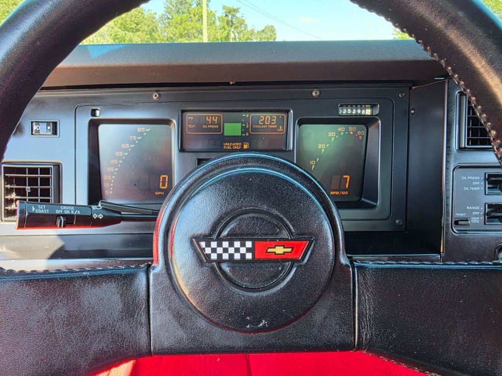 1988 Chevrolet Corvette Image 18