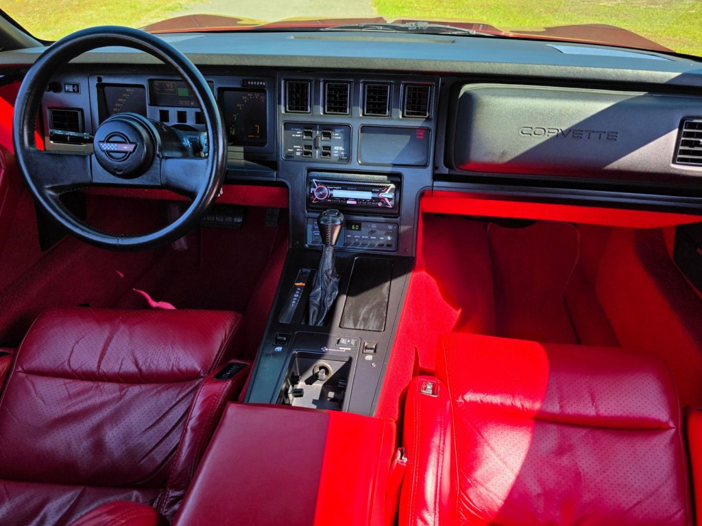 1988 Chevrolet Corvette Image 33