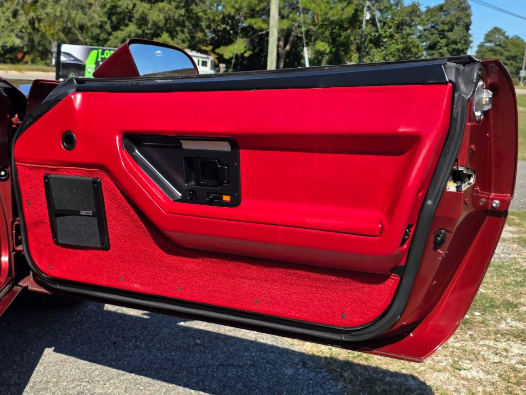 1988 Chevrolet Corvette Image 39