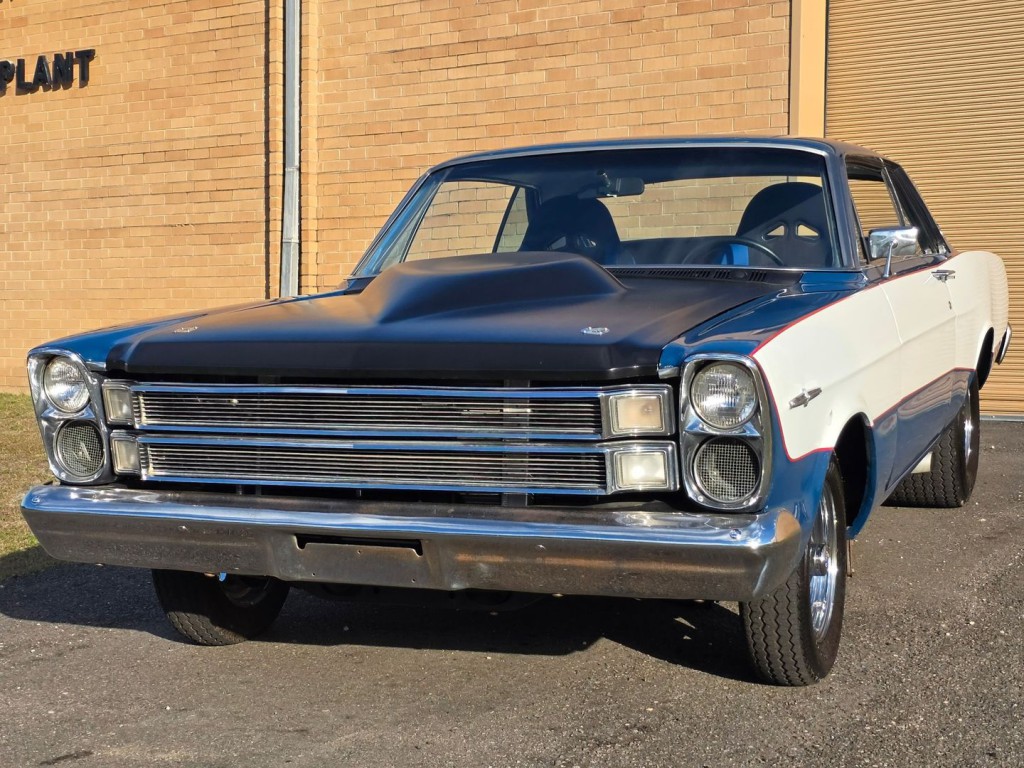1966 Ford Galaxie Image 2