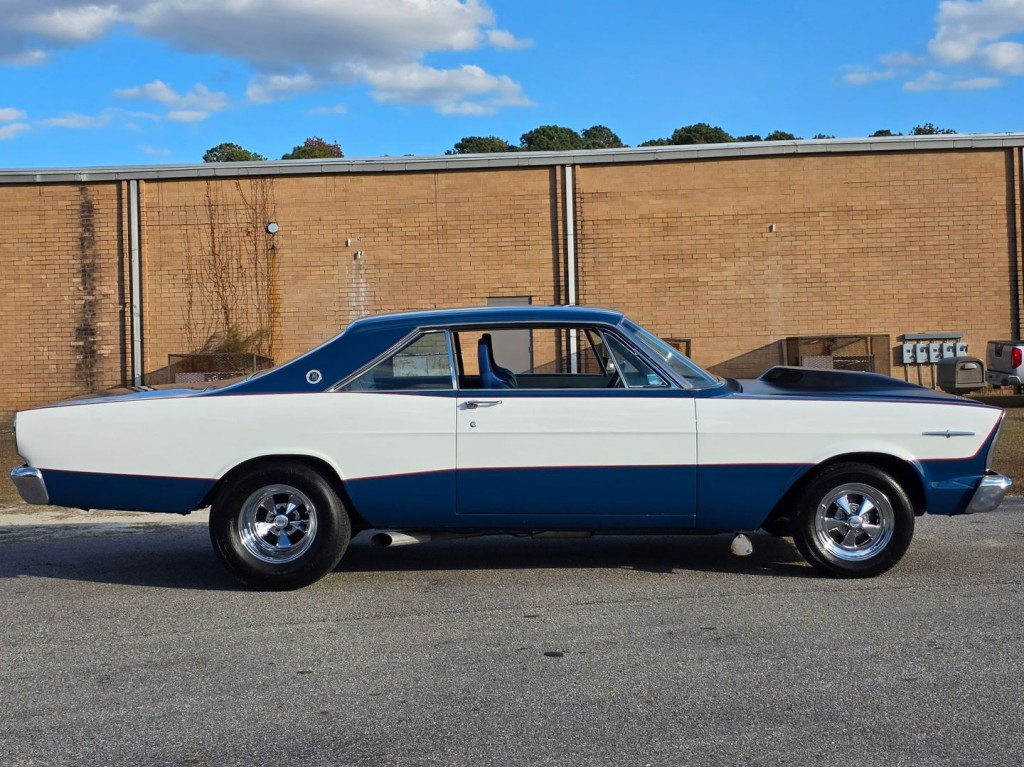 1966 Ford Galaxie Image 6