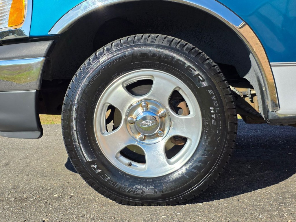 2000 Ford F-150 Image 44