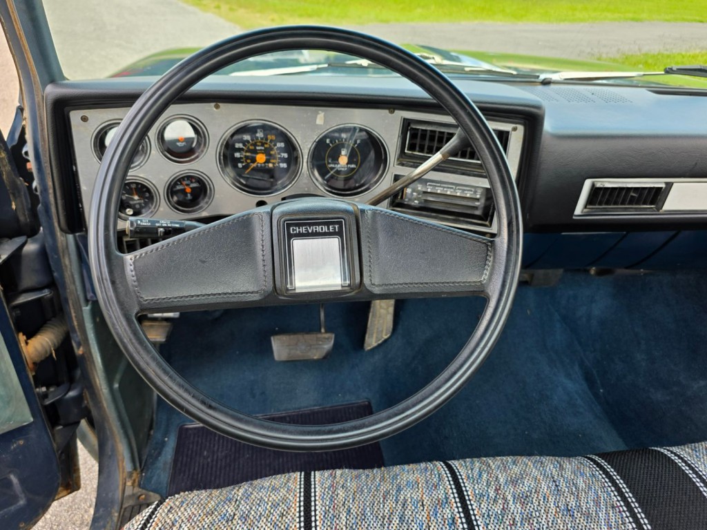 1982 Chevrolet C/K 10 Image 17