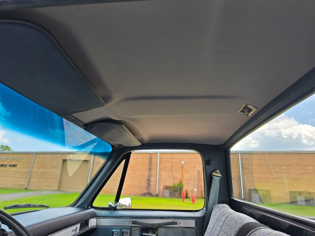 1982 Chevrolet C/K 10 Image 32