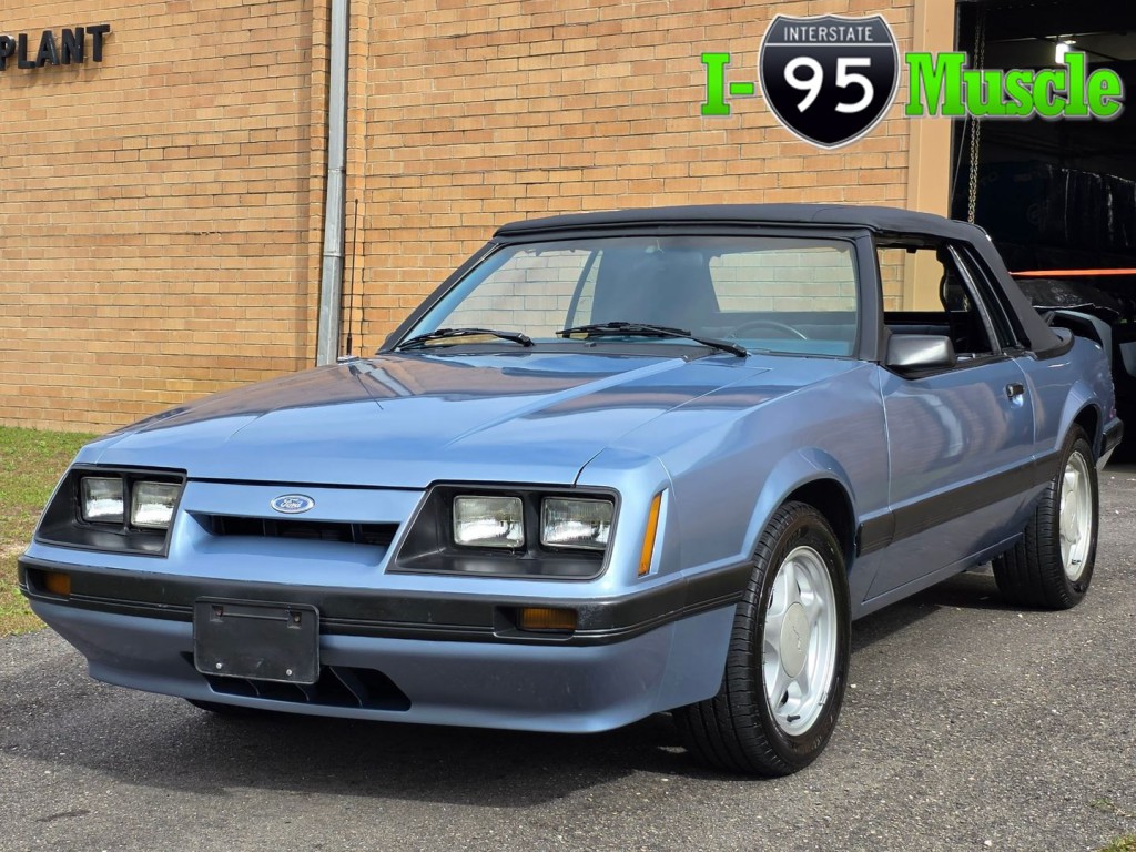 1986 Ford Mustang Image 1