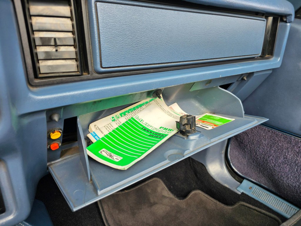 1986 Ford Mustang Image 21
